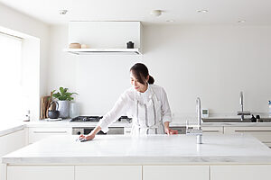 清々しいほどモノが見当たらない料理研究家・野口英世さんの自宅キッチン