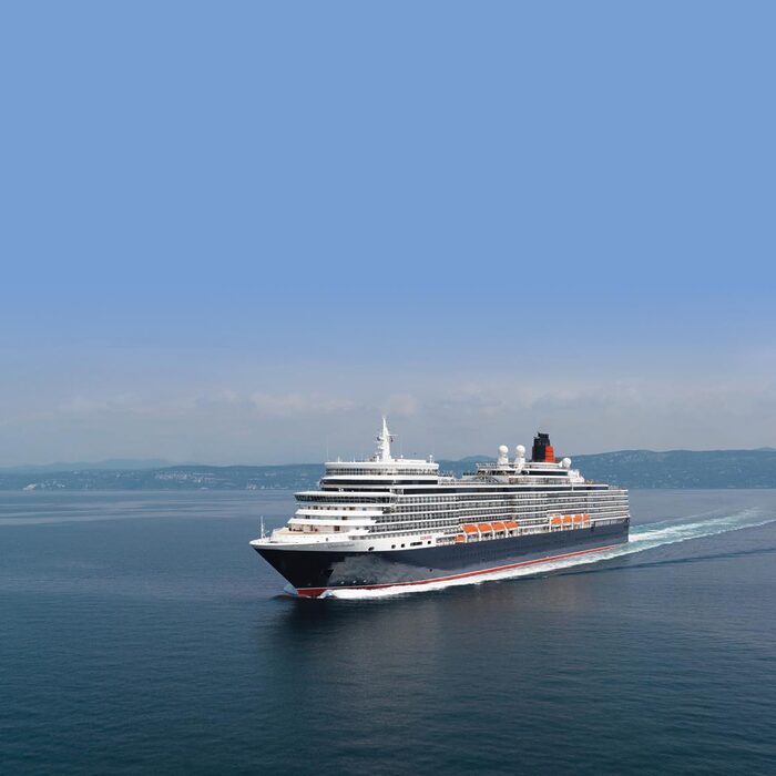 【後編】クイーン・エリザベス乗船体験記。知っておきたい船旅の身支度＆寄港地での楽しみ方