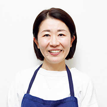髙山かづえ