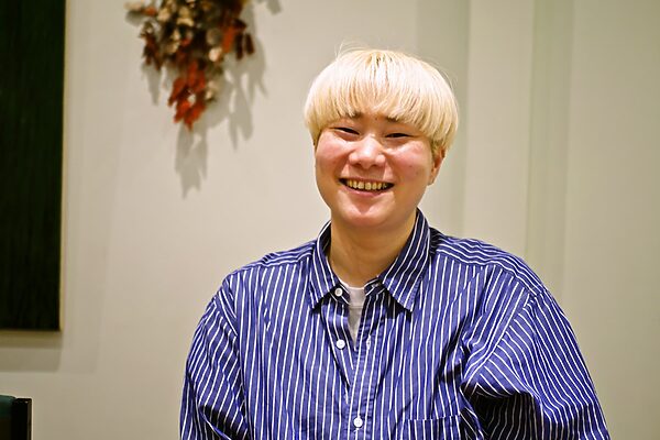 【白央篤司が聞く「自分でお茶を淹れて、飲む」vol.14】藤野貴子（菓子研究家）サブレから漂う香りとともに——カジュアルに、気取らずにお茶とつきあう