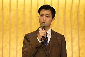 スラリと凛々しい市川團子さん。アシタカそのもののまっすぐな眼で「ただ覚悟をもって勤めるのみ」と語る。端正で清廉な佇まい、世代を超えた全歌舞伎ファンの孫。どうかずっと健やかに……