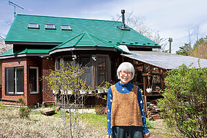 72歳のYouTuberウリウリばあちゃんが暮らす、八ヶ岳の山麓にある家