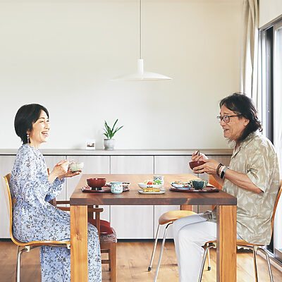 【夫がずっと家にいる…】こじれる前に見定めたい、夫婦の心地いい距離感