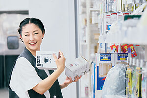まずは、地元のホームセンターで、防災グッズの最新動向をチェック！