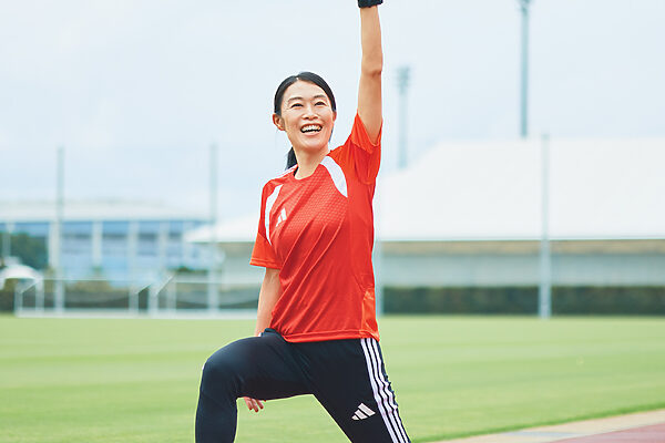 【夏でも休めない人の疲労回復術】90分走り続けるために──サッカー審判員・山下良美さん