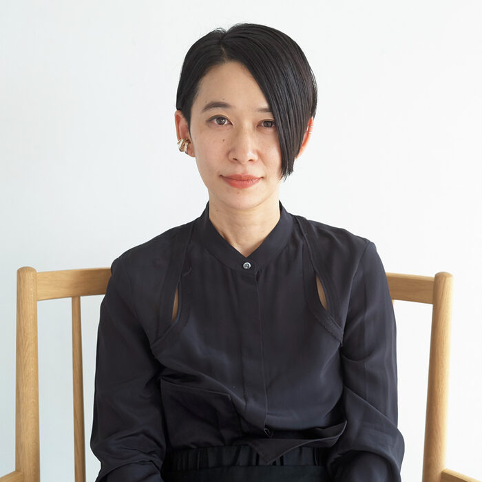 『きずもの』 著者 西加奈子さんインタビュー ──「人はみな多面体で、傷だらけで生きているもの」