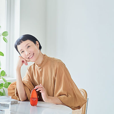 いつもご機嫌なはなさんの、セラムで叶える大人の素肌ケア