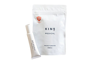 左から、乳酸菌入りデリケートゾーン用ジェルのANOWA41。腸活サプリのKINSも愛飲