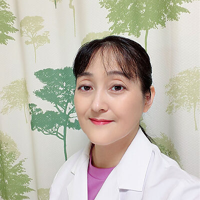 仕事に2人の子育て、これからもムチャできる体でいたいから──HRTと漢方薬を併用【更年期の不調をこうしてのりこえました】